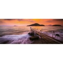 Eurographics Glasbild Red Light Storm 50 Cm X 125 Cm