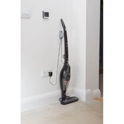 Black & Decker Black+Decker 2in1 Akku-Stielsauger SVB620JW – Bild 3